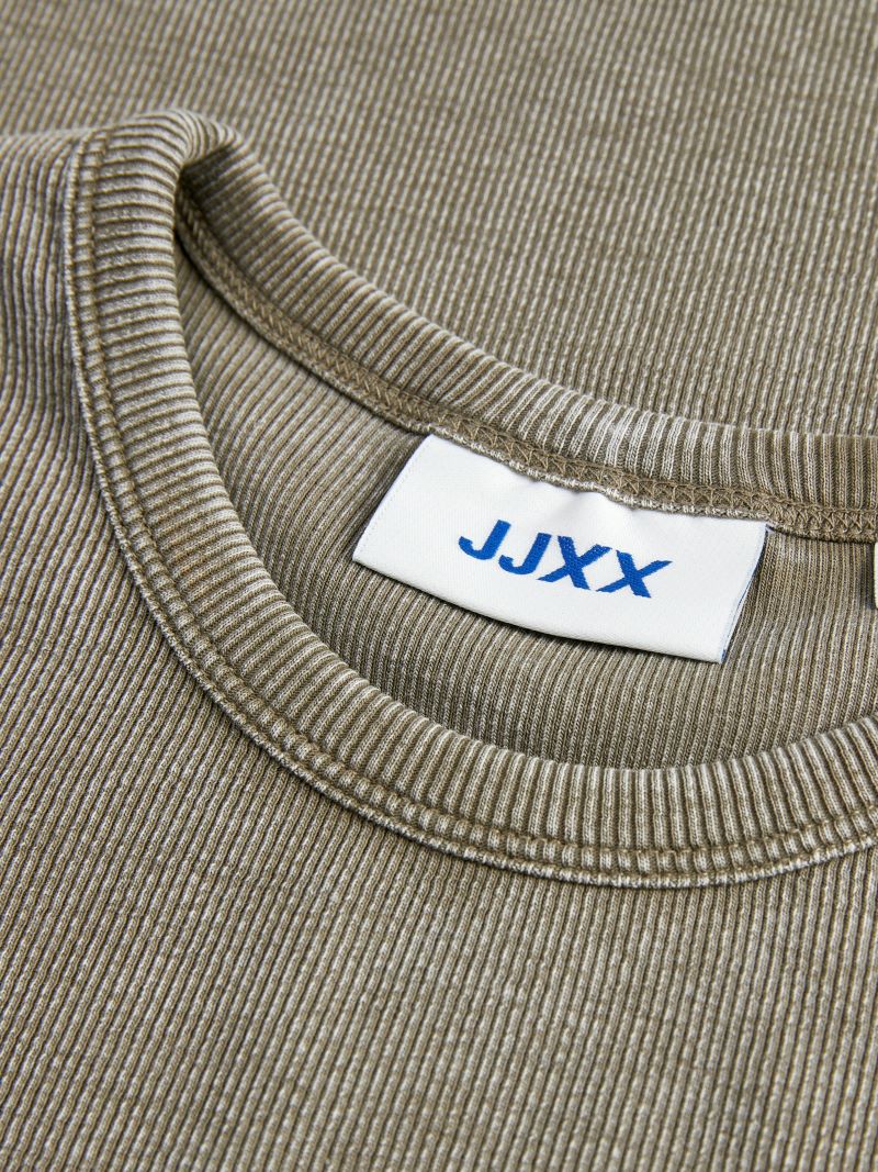 JJXX_FallWinter2023_4648377_12239962_4