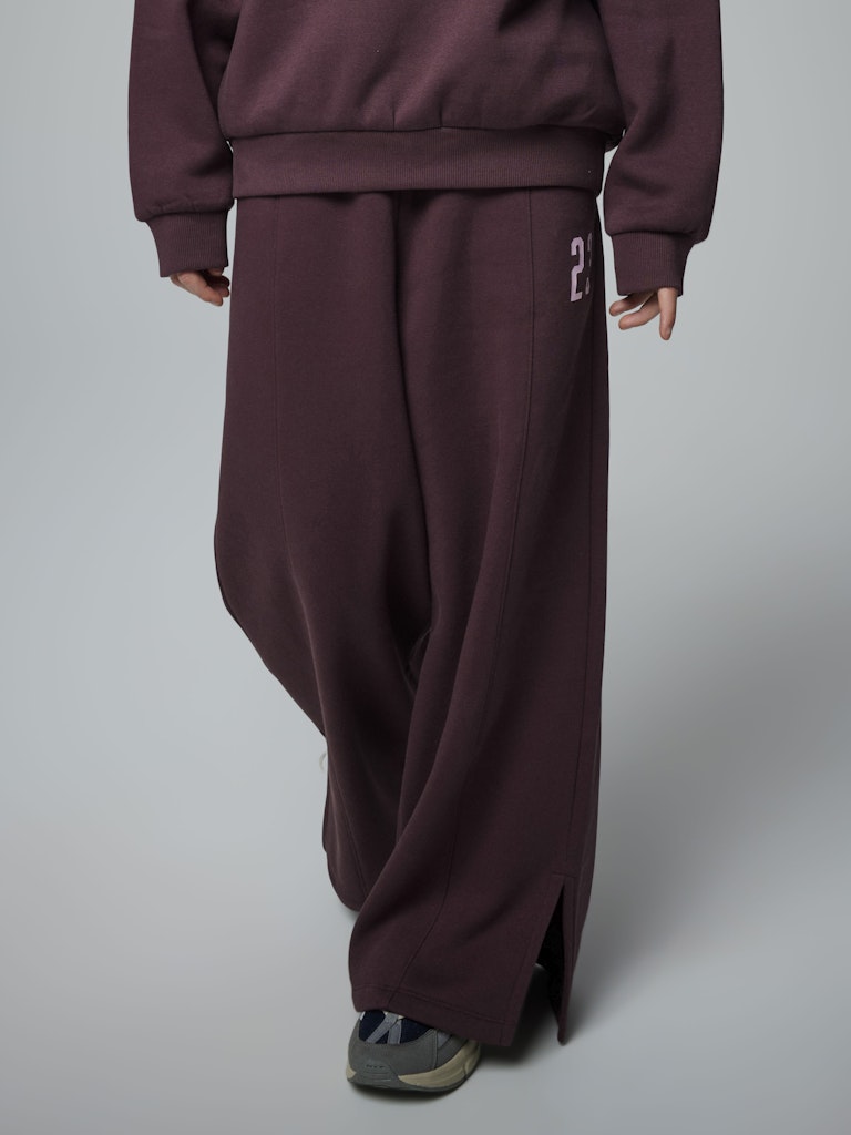 NAME-IT_FallWinter2025_4836750_13247269_5