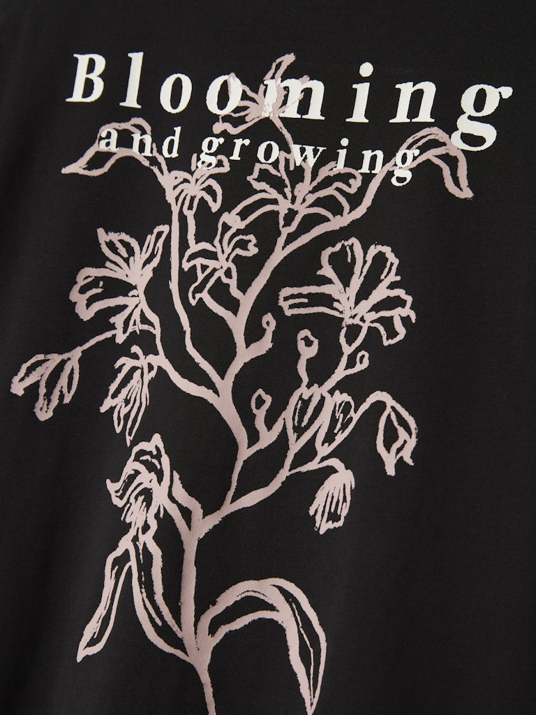 NAME-IT_FallWinter2025_4848464_13248144_2