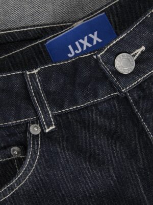 JJXX_Springsummer_4943199_12292011_4