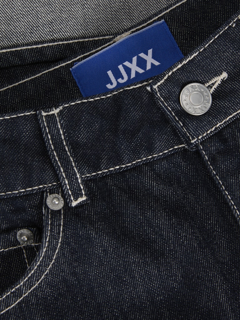 JJXX_Springsummer_4943199_12292011_4